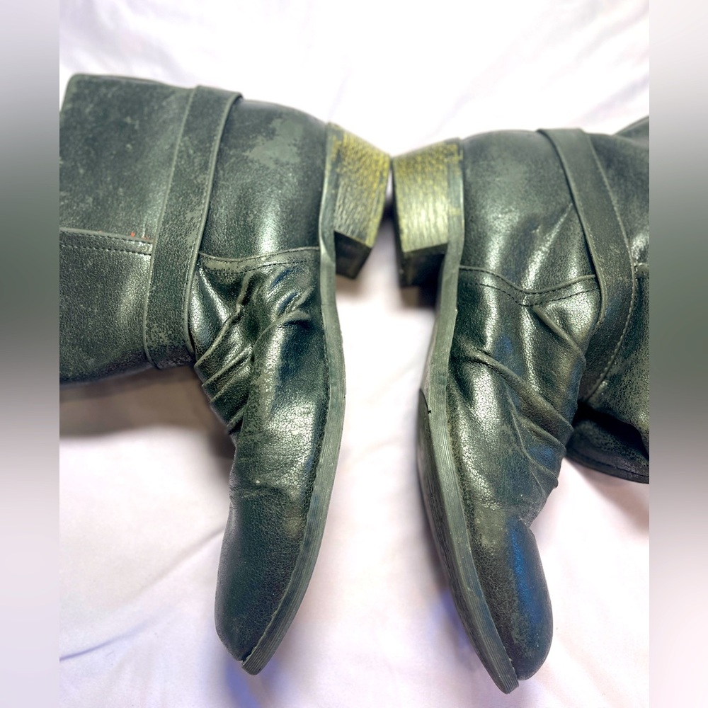 Dirty Laundry Cowboy Boots Size 8
